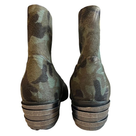 HIGH END DESIGNER NEW - Picture 2 of 3